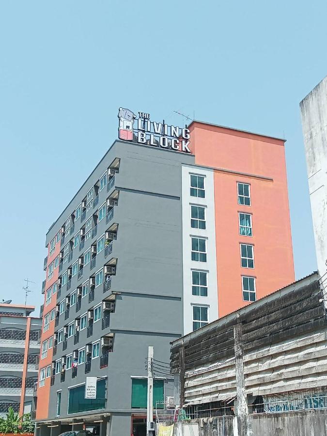 The Living Block 호텔 방콕 외부 사진